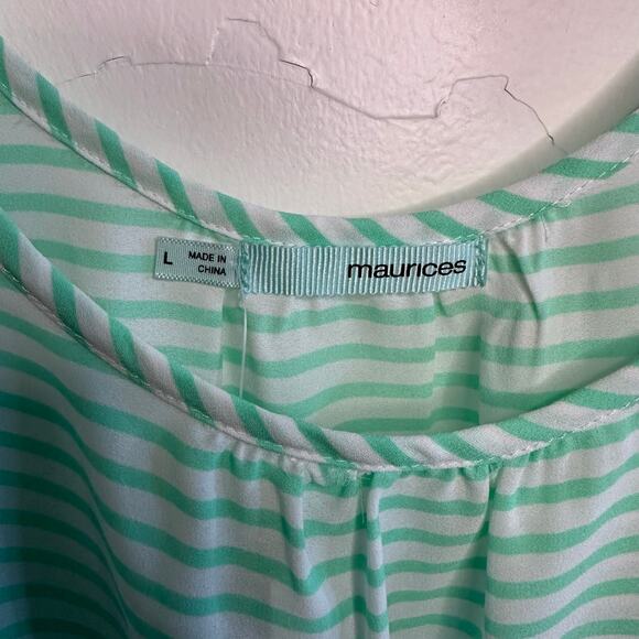 New Maurices green striped woven top size large - Picture 4 of 6